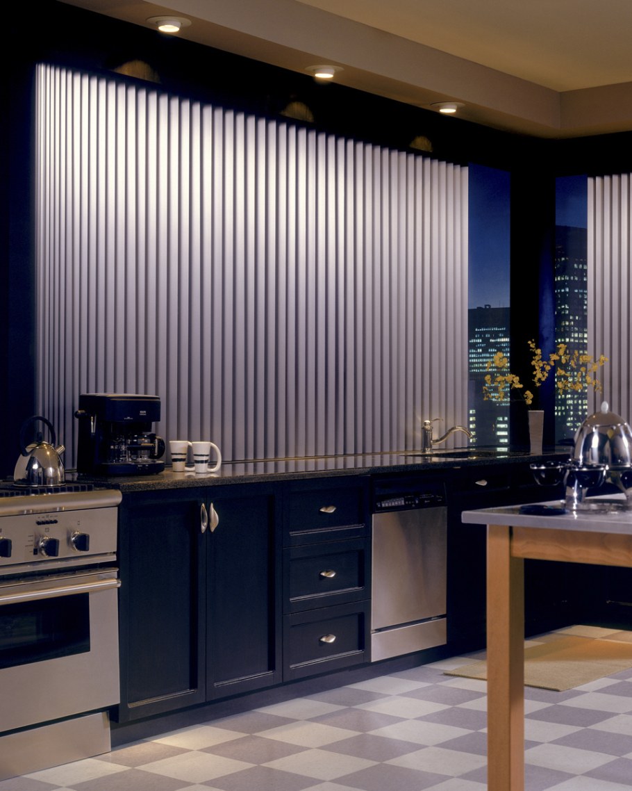 Жалюзи вертикальные металлические