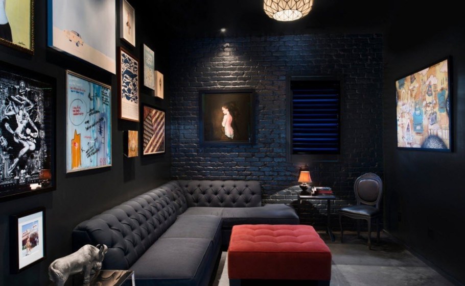 Интерьер в темных тонах