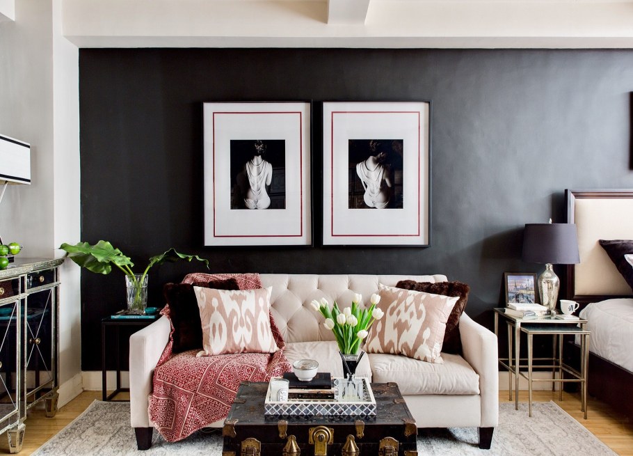 Контрастная стена в интерьере