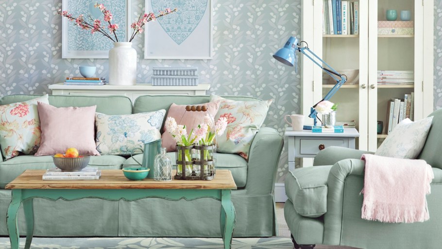 Гостиная в пастельно голубых цветах