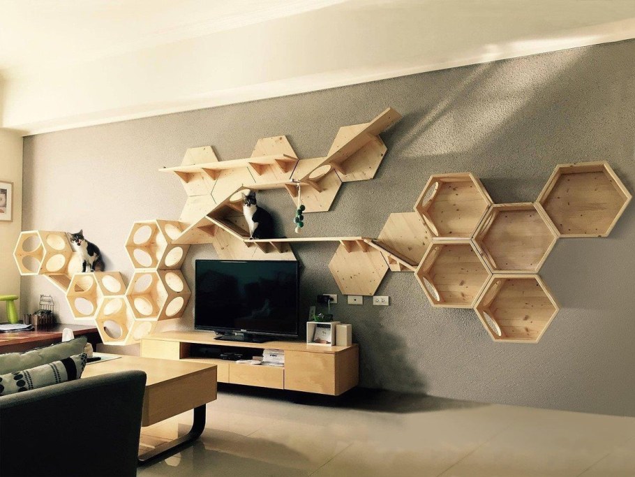 Полки в виде сот на стену