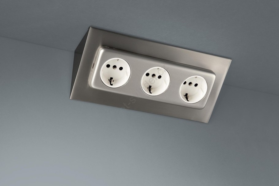 Угловая розетка 2x Philips