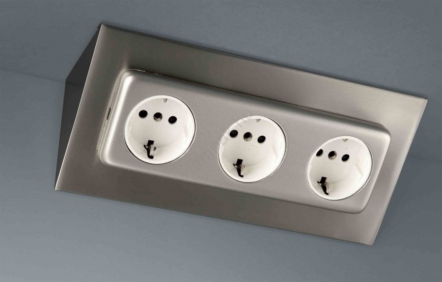 Jung ap600, розетка тройная накладной монтаж, , белый