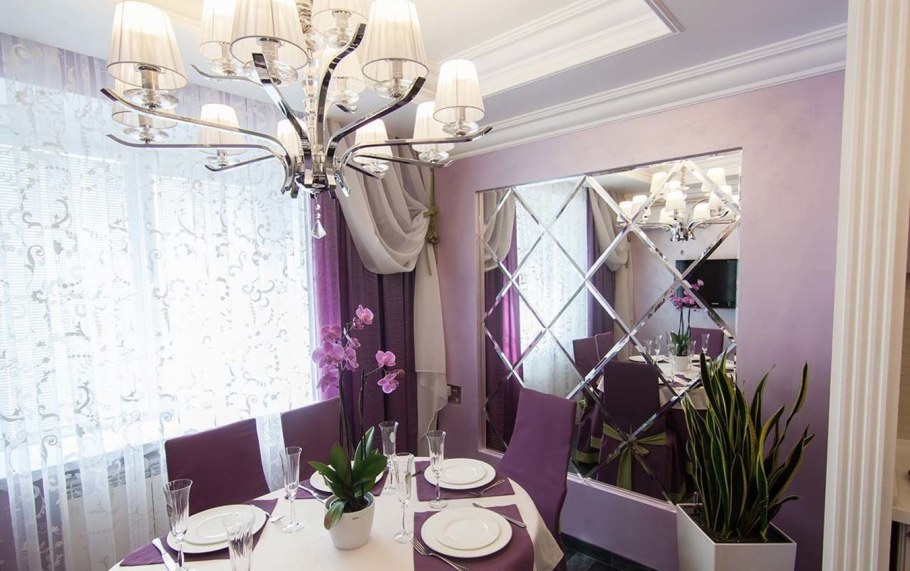 Сиреневые шторы в интерьере кухни