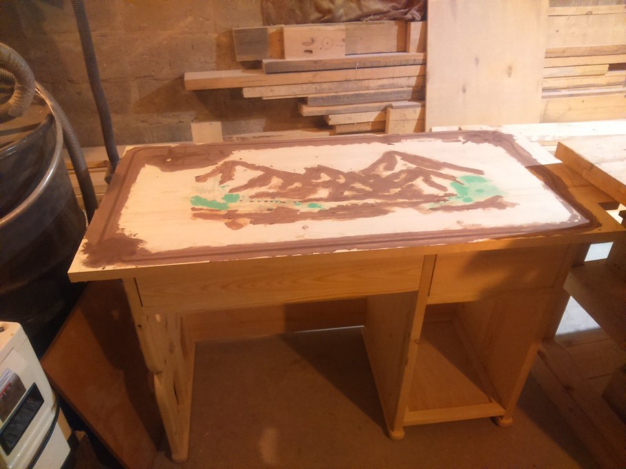 Роспись стола своими руками