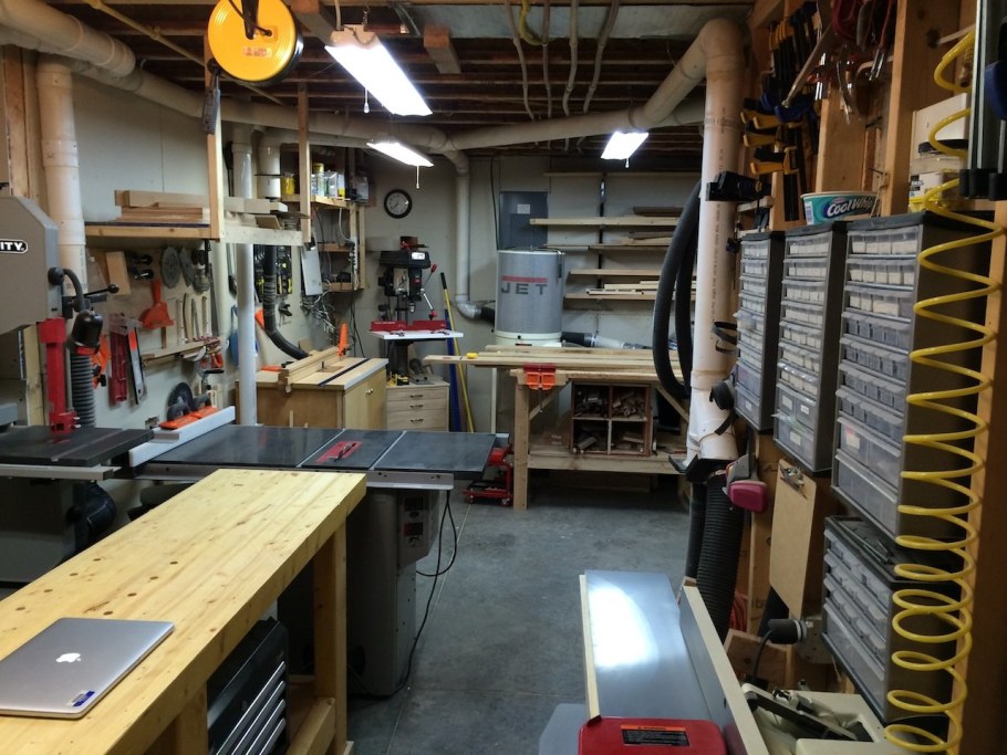 Оборудование столярной мастерской