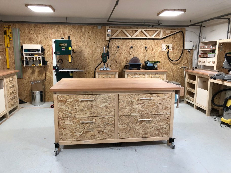 Интерьер столярной мастерской