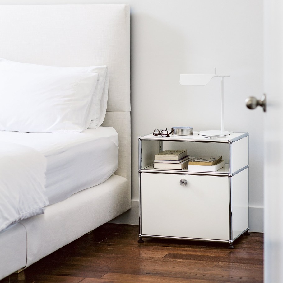 Белоснежная прикроватная тумбочка т007 anyhomeru