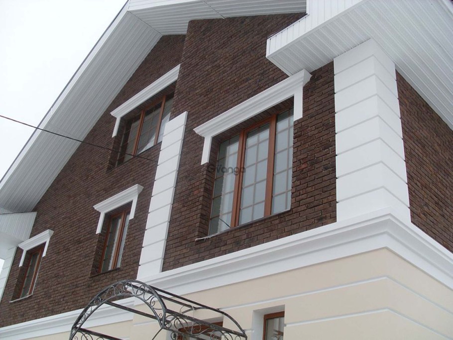 Декоративный фасад из пенопласта