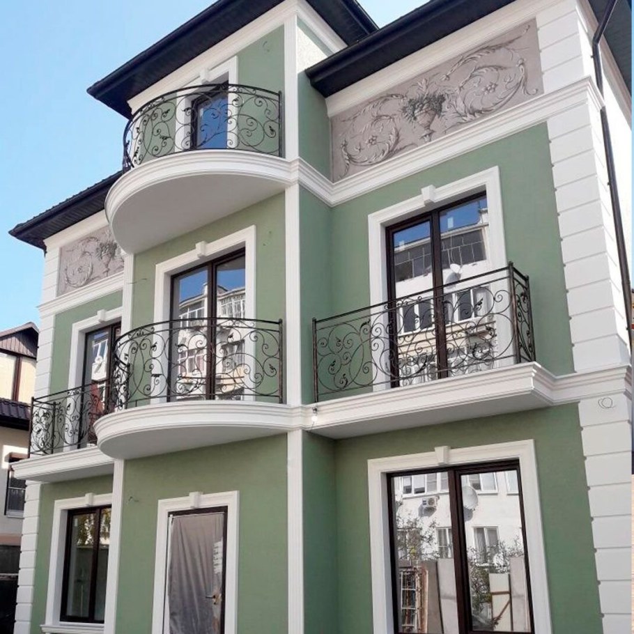 Декор фасада дома