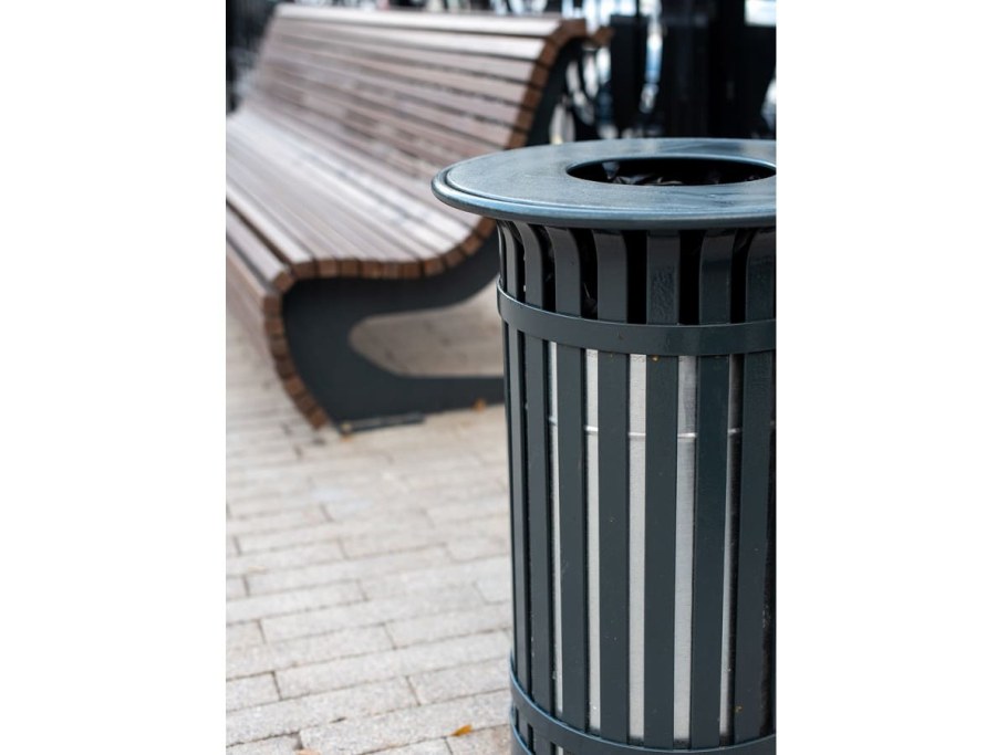 Урна параллель с бетонным основанием