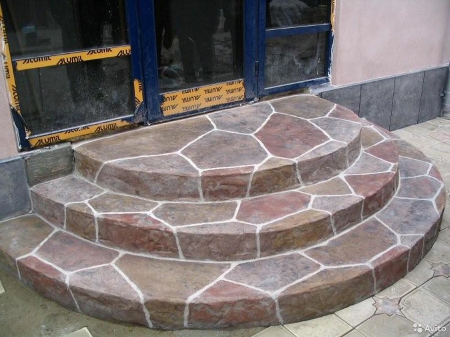 Крыльцо из натурального камня