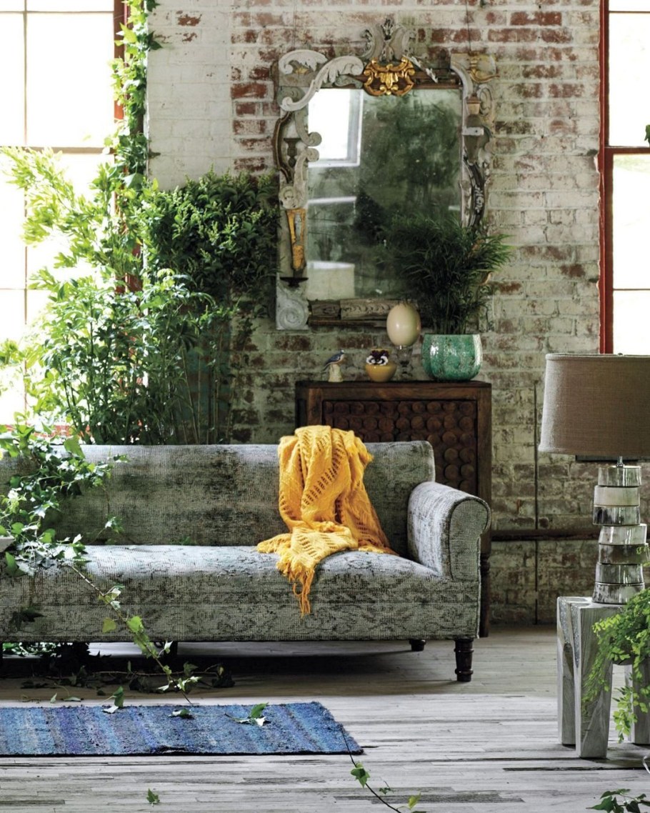 Цветы в интерьере в стиле лофт