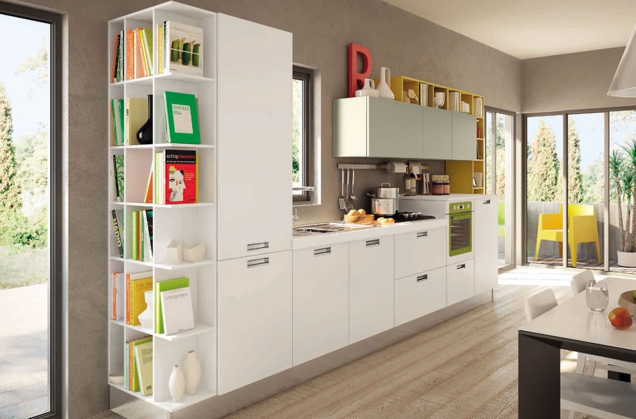 Кухонный пенал в интерьере