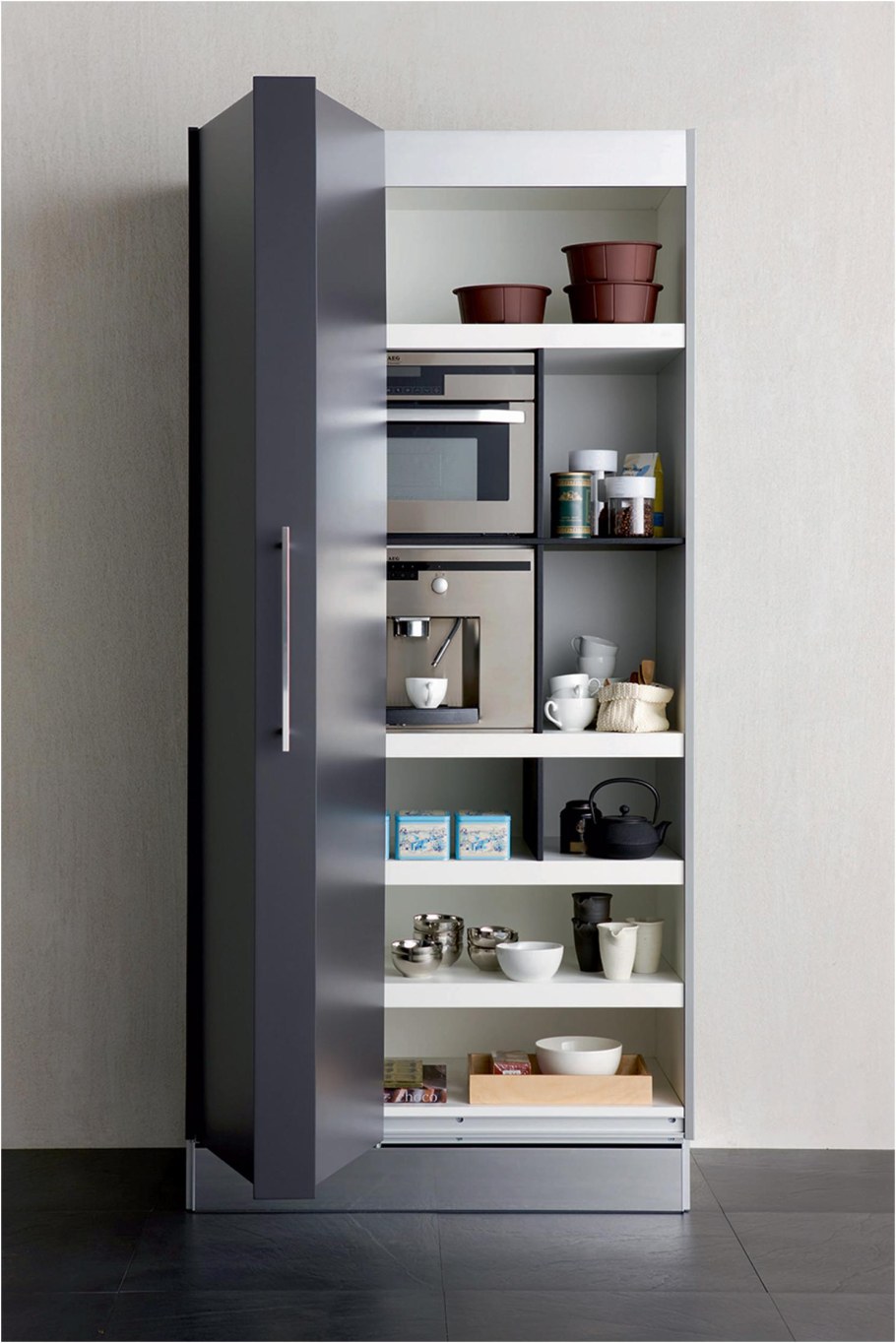 Кухонный шкаф напольный высокий