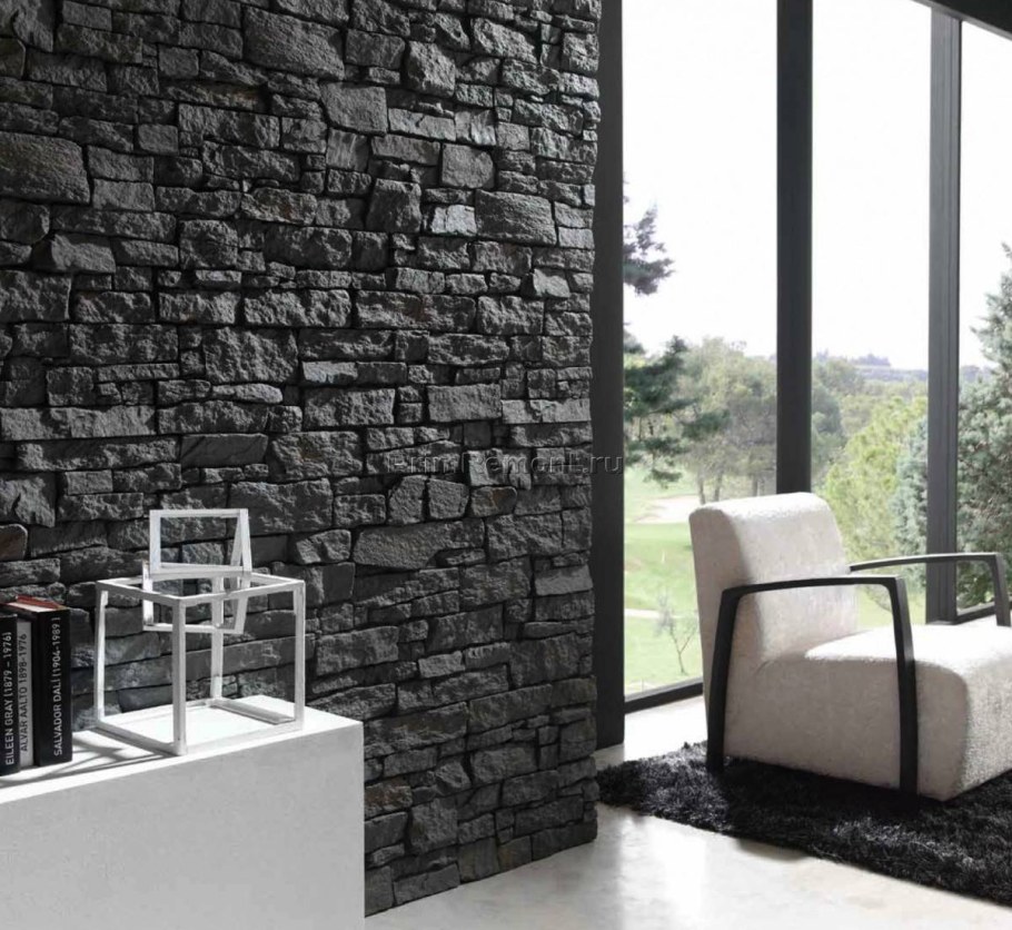 Каменная стена в интерьере
