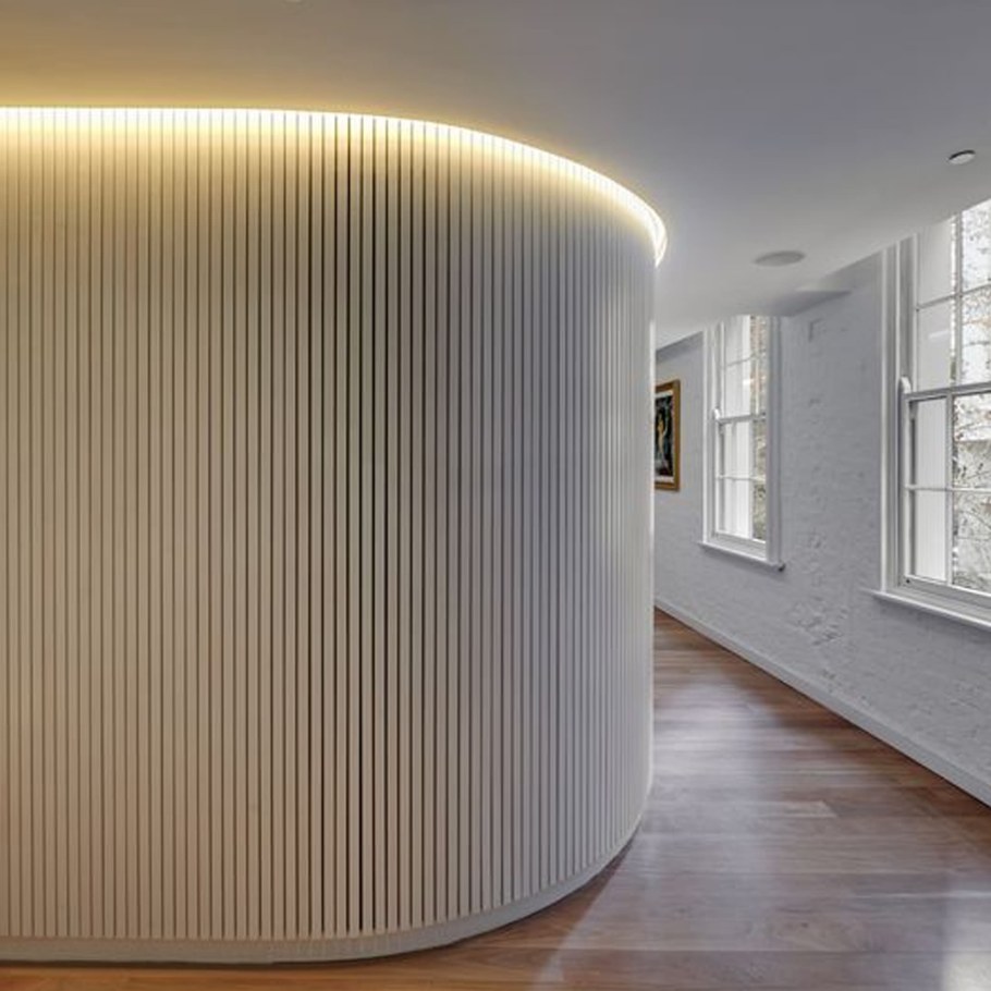 Полукруглая стена