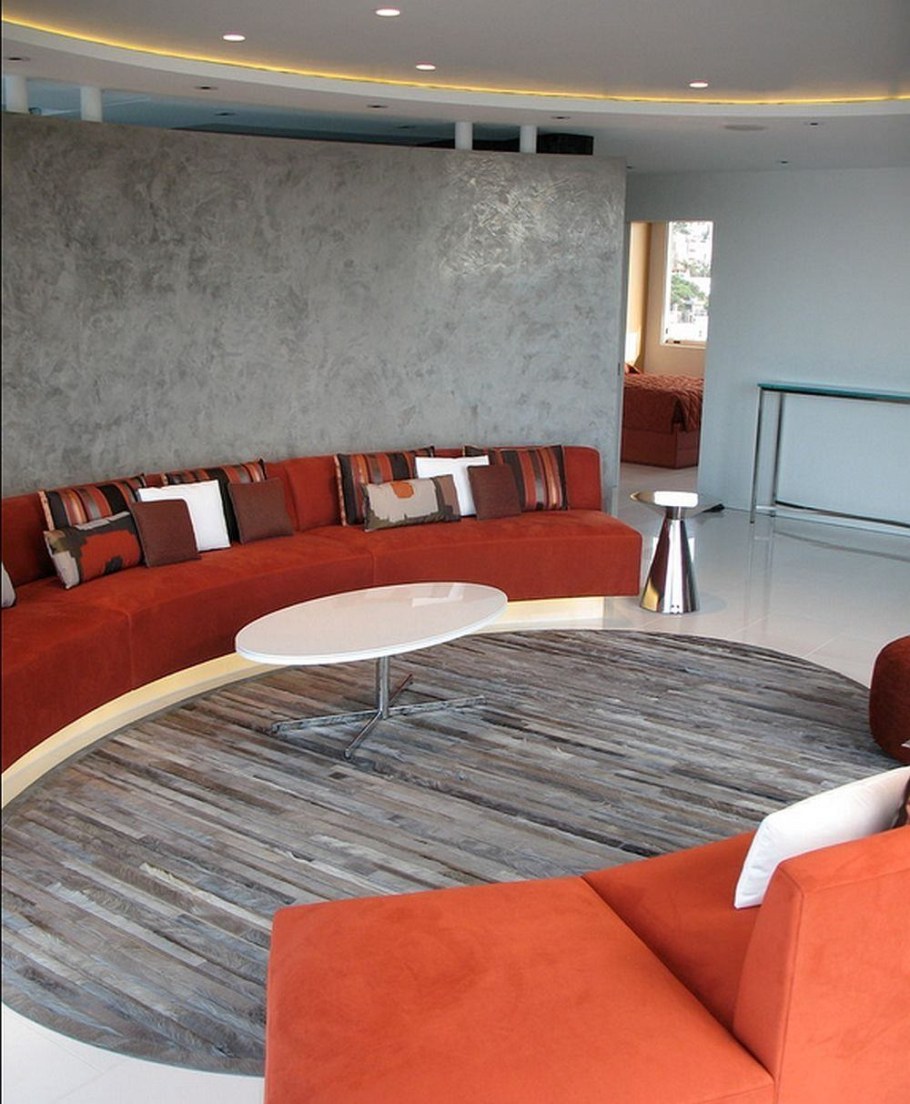 Стена полукругом