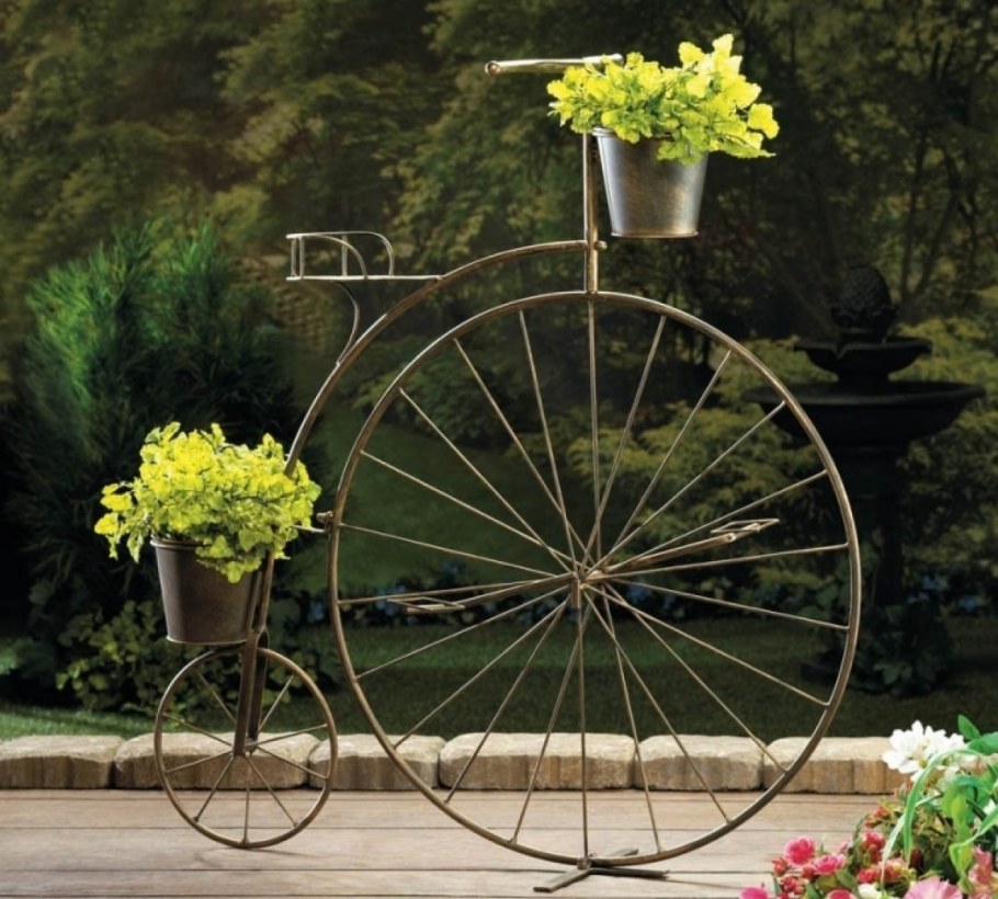 Декоративный велосипед для цветов