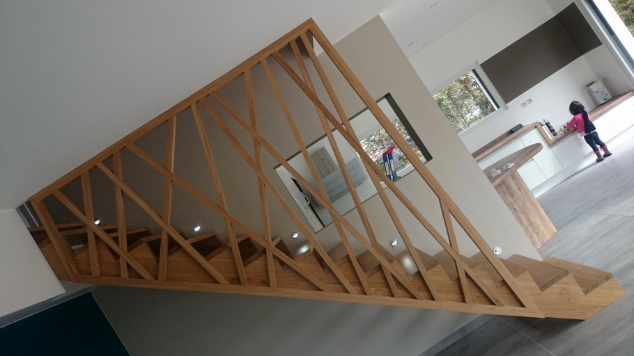 Деревянные ограждения для лестниц