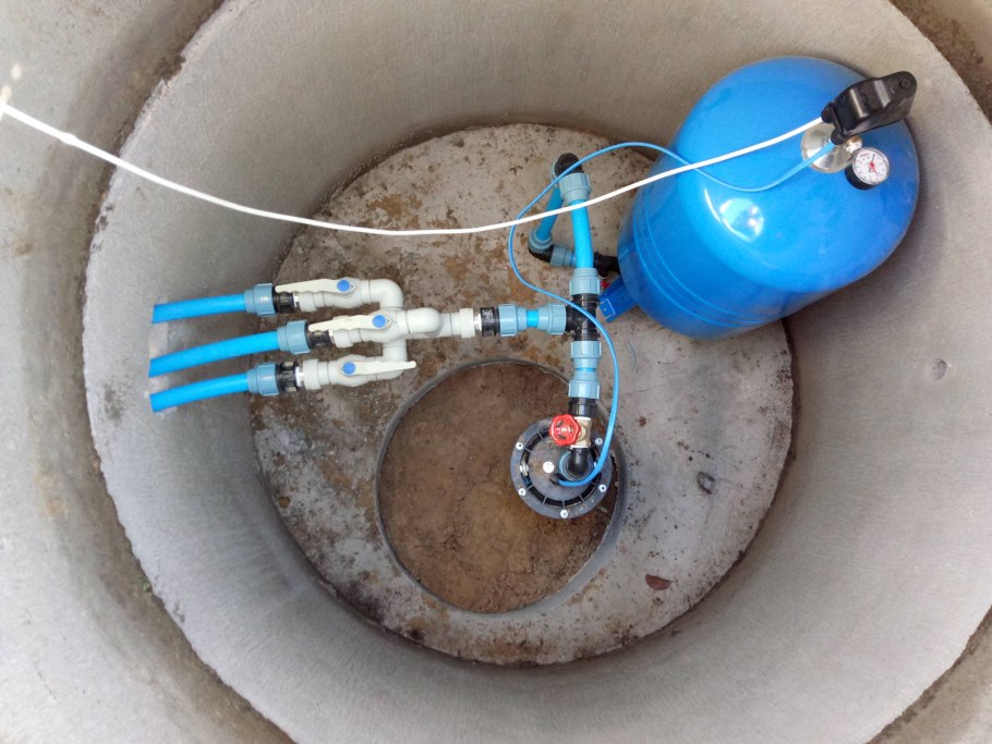 Кессон 1м металлический обустройство скважины