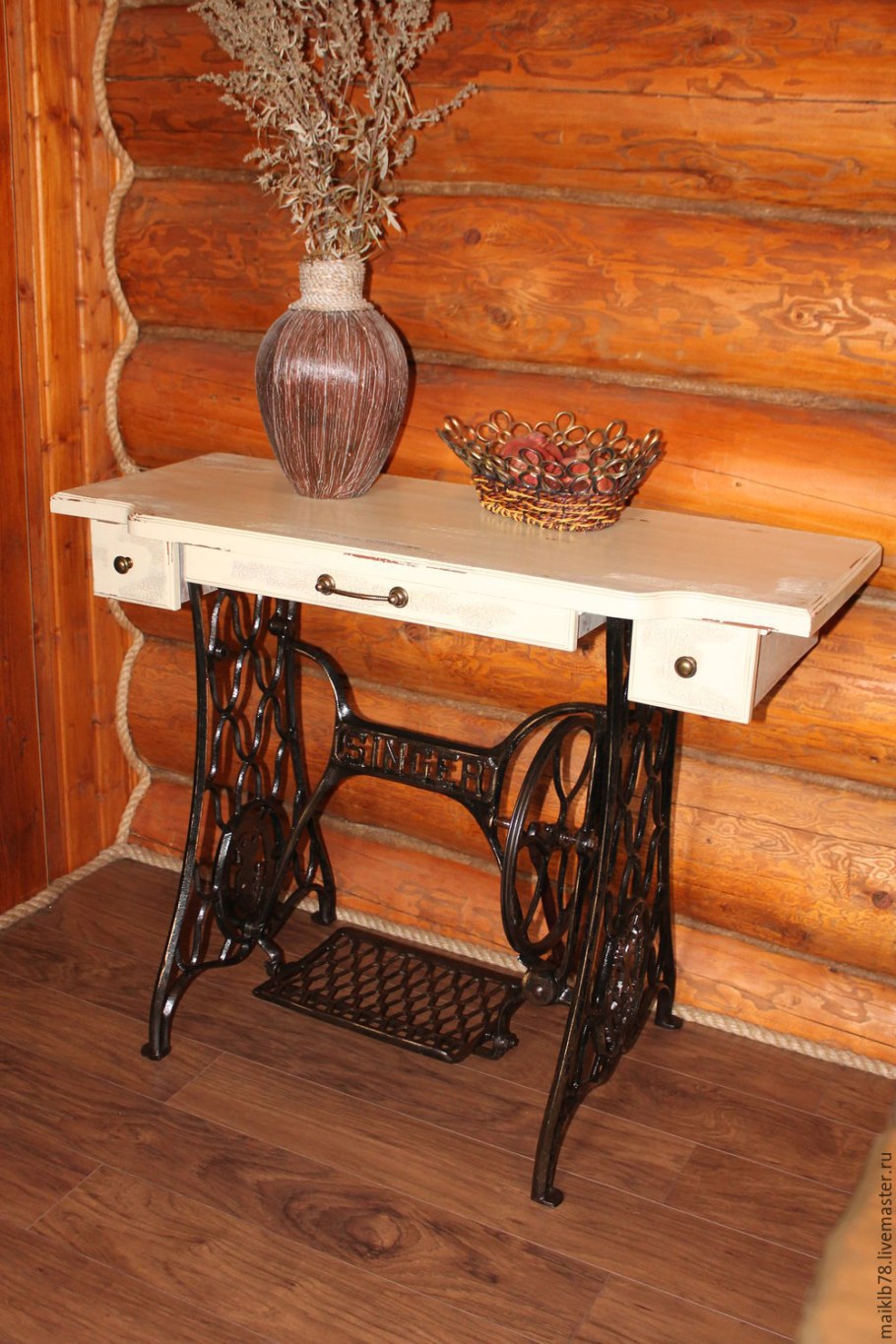 Станина Зингер столик