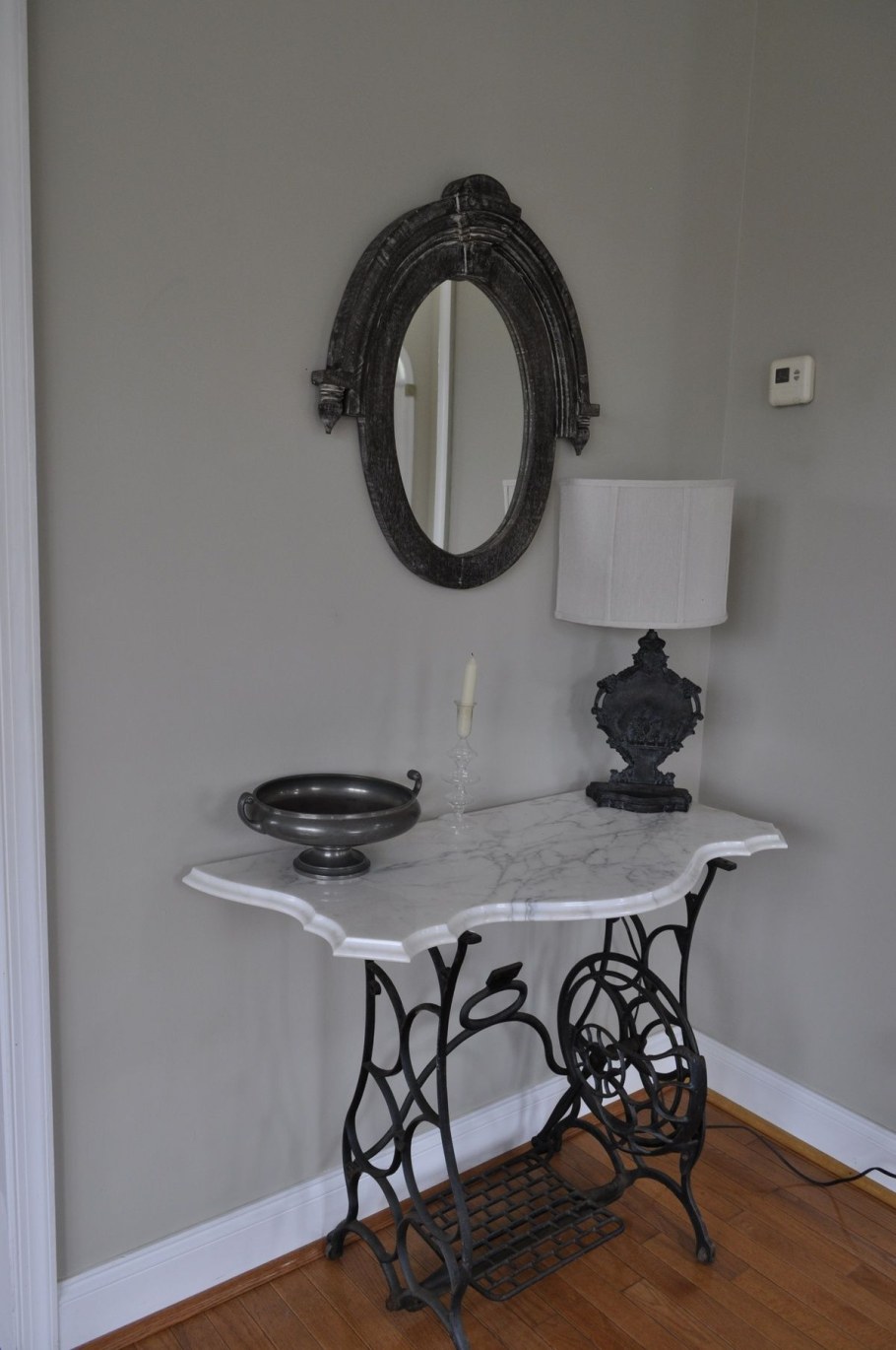 Раковина из станины Зингер