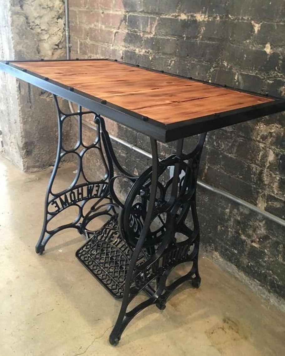 Станина чугунная Зингер