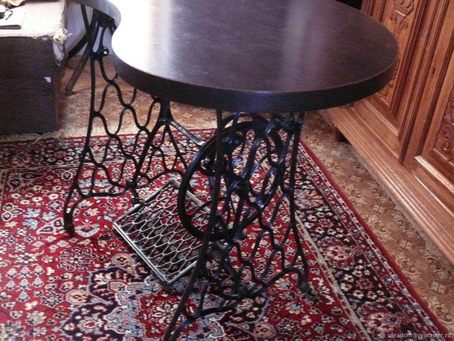 Станина чугунная Зингер