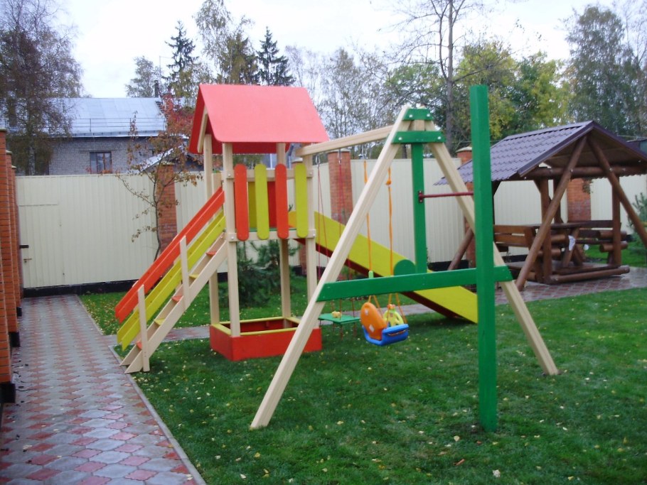 Детская площадка для дачи