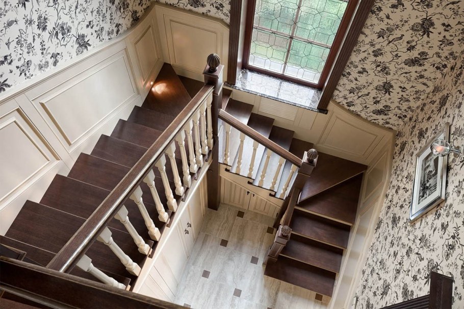 Лестничный Холл буазери