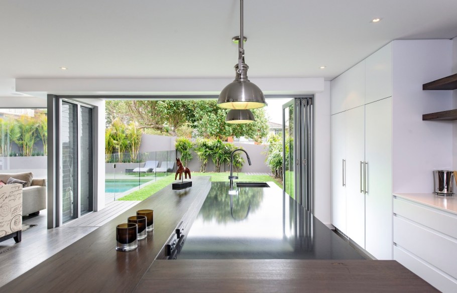 Кухня с выходом на террасу