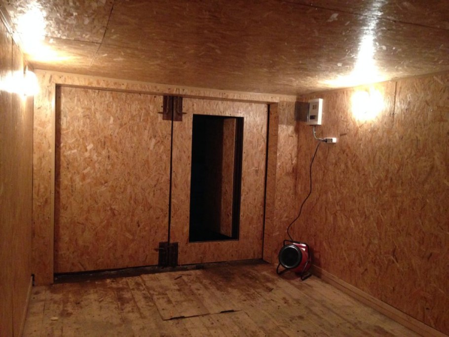 Отделка гаража ОСБ