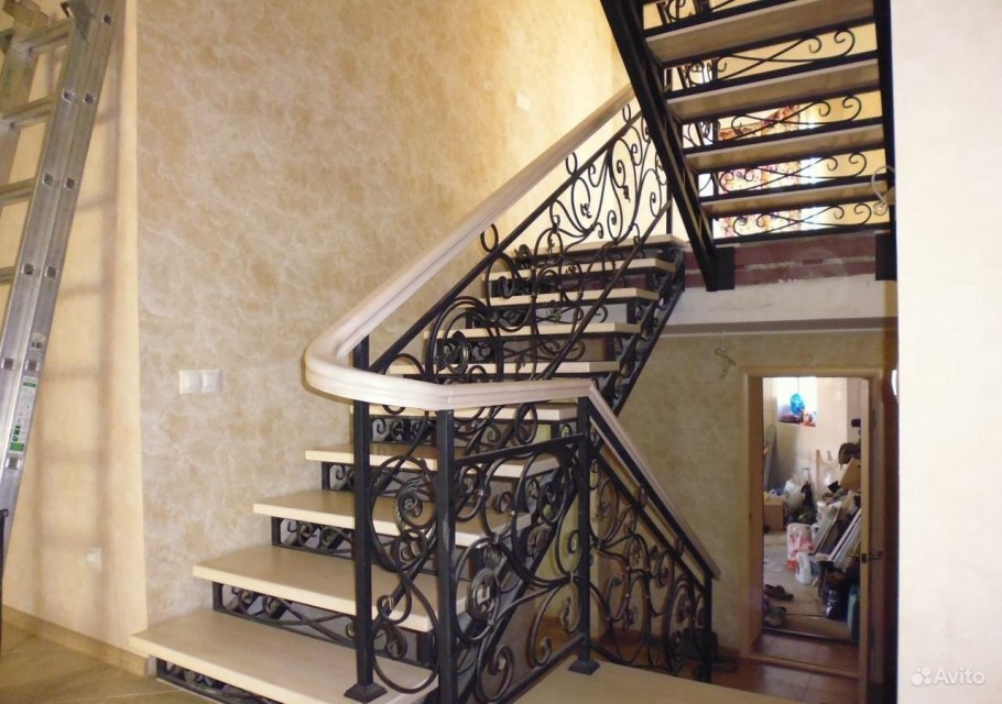 Железная лестница