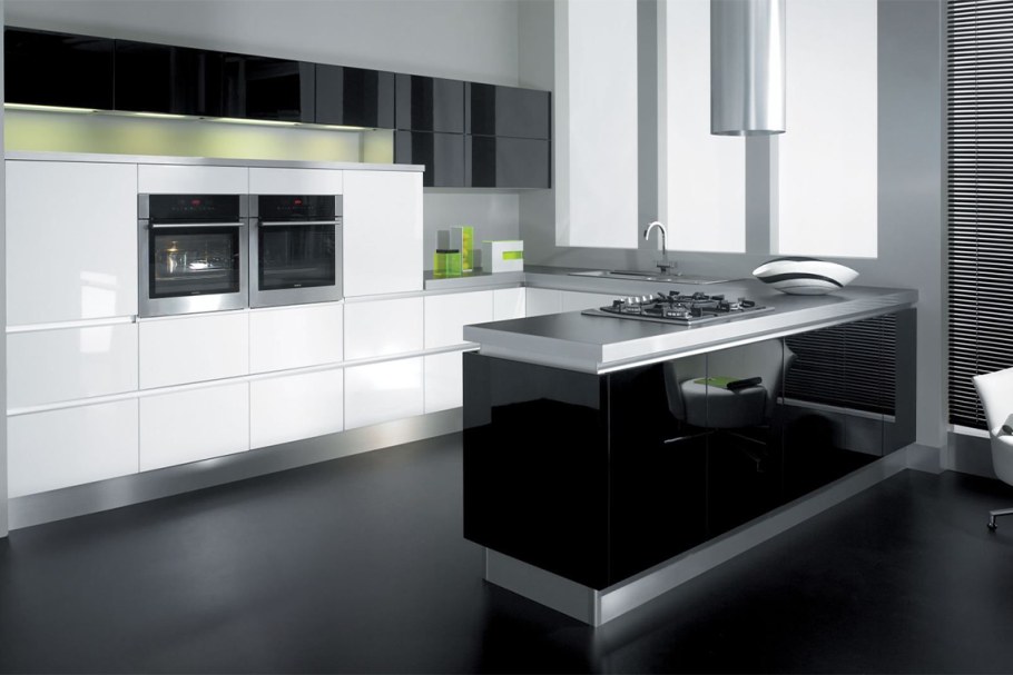 Кухня в стиле Хай тек