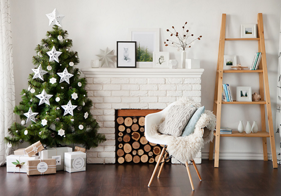 Новогодняя елка в интерьере