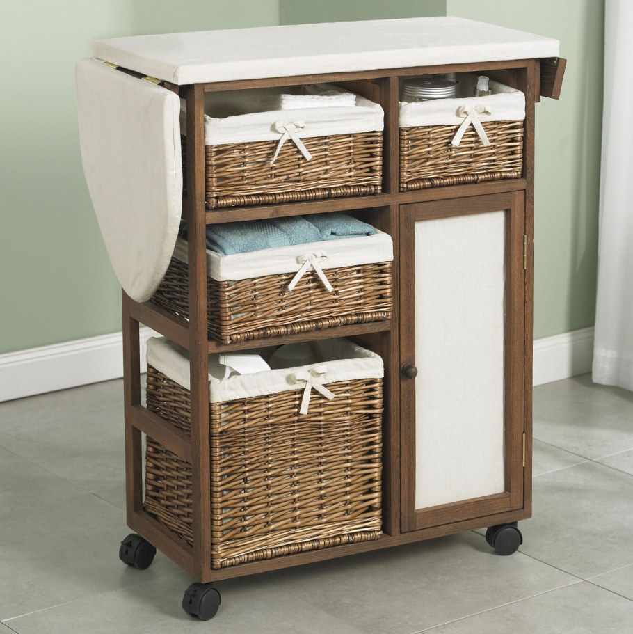 Тумбочка с гладильной доской