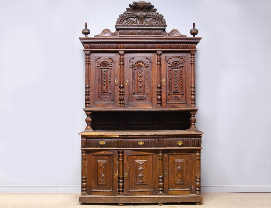 Старинный буфет артикул БФ-6555