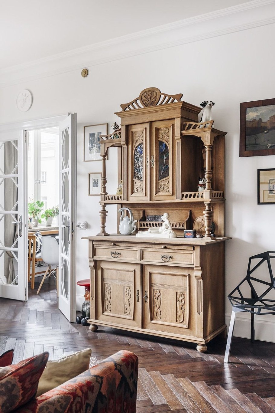 Антикварная мебель в современном интерьере