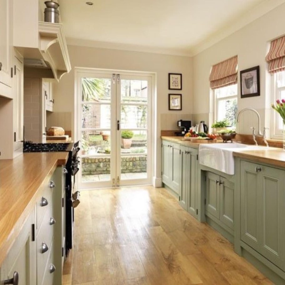 Кухня оливкового цвета