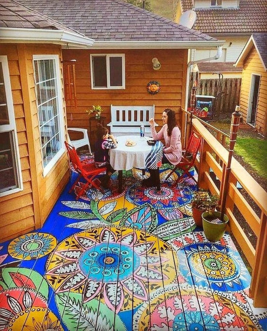 Роспись дачного домика