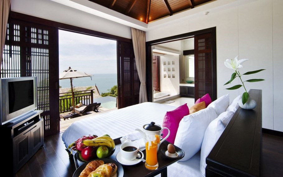 Отель с видом на море