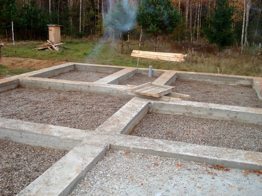 Домик с фундаментом