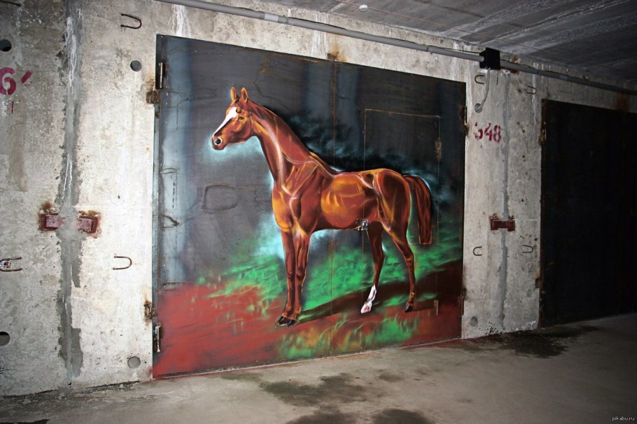 Роспись стен в гараже