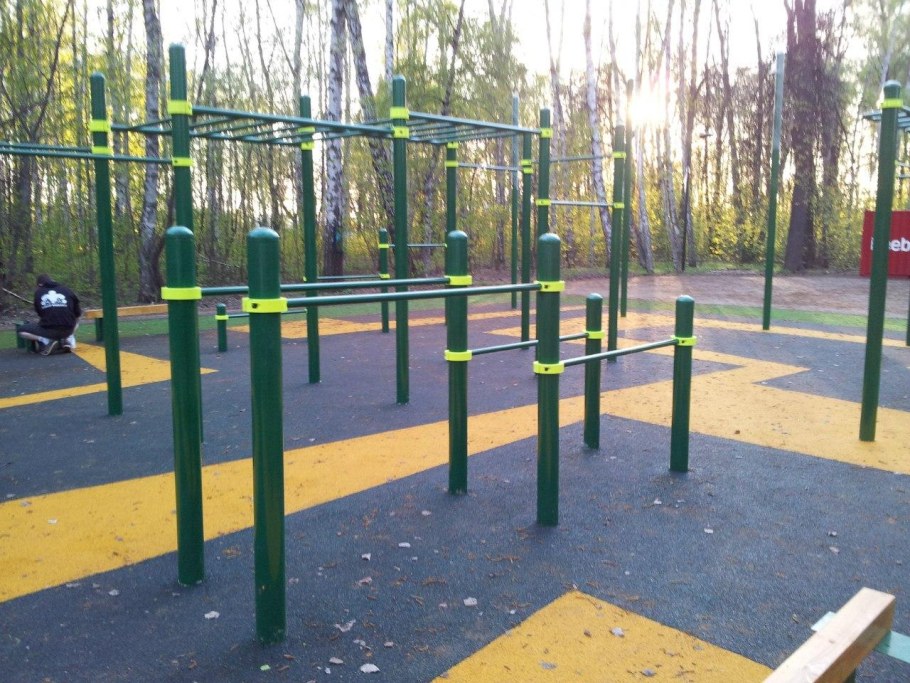 Спортивная площадка