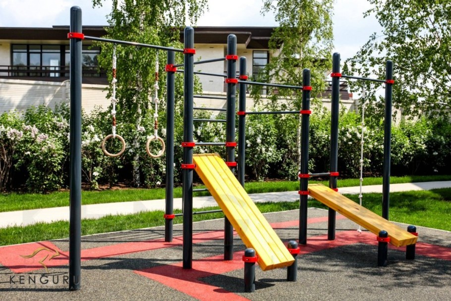 Турниковый комплекс воркаут