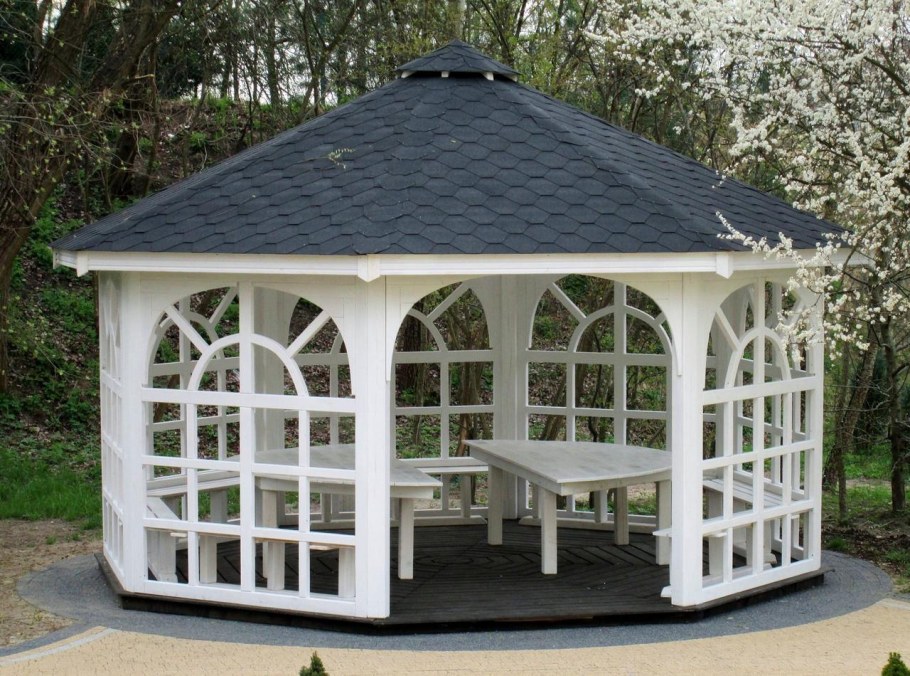 Беседки садовые восьмигранные