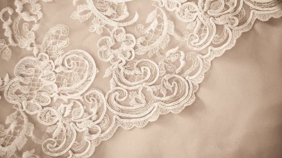 Нежные кружева