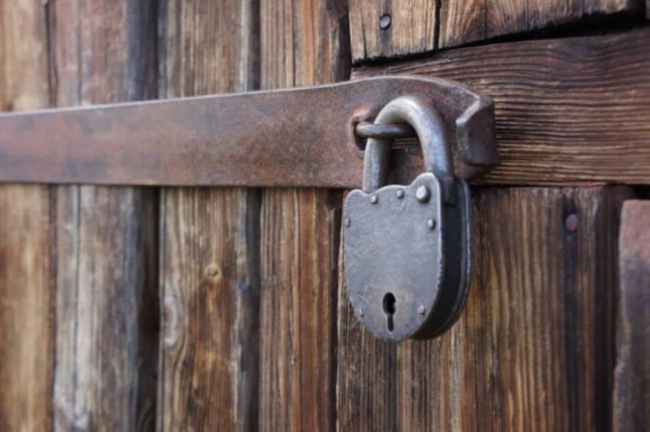 Замок для дверцы