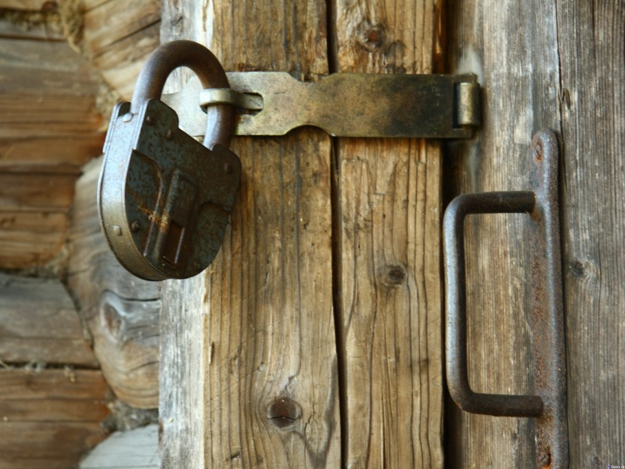 Амбарный замок